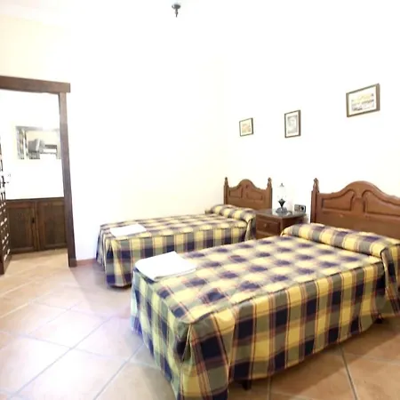 Spacious With Pool In Villa